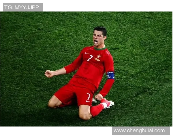 足球历史上的传奇巨星们C罗之前的辉煌岁月与他们的影响力 足球历史上的传奇巨星们C罗之前的辉煌岁月与他们的影响力